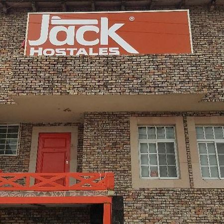 Jack Hostales León Exteriér fotografie