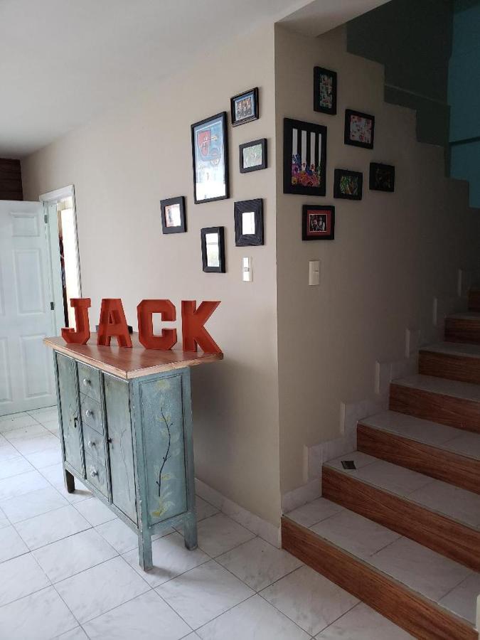 Jack Hostales León Exteriér fotografie